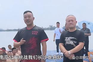 外媒：前波兰国脚为高薪到五级联赛踢球，老板跑路后他到仓库打工